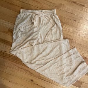 Paradise beach pants, size medium